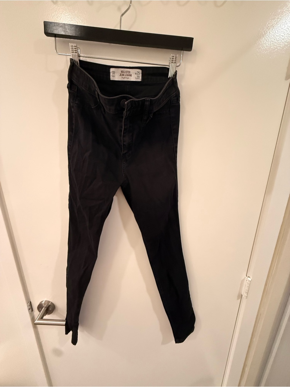 Hollister Skinny Jeans in Black